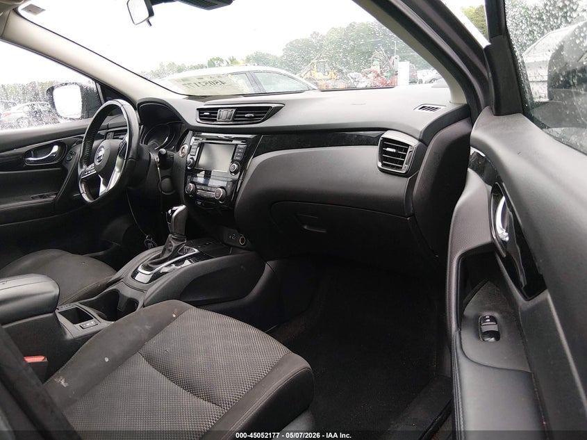 2019 Nissan Rogue VIN JN1BJ1CR2KW625332 IAAI salvage auction — RIGHT SIDE, Salvage (North Carolina), sold $2,350 on 2026-07-22 (photo 5)