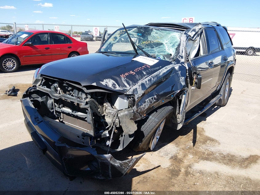 2019 Toyota 4runner VIN JTEZU5JR3K5205593 IAAI salvage auction — ROLLOVER, Salvage (Texas), sold $3,950 on 2026-07-15 (photo 2)
