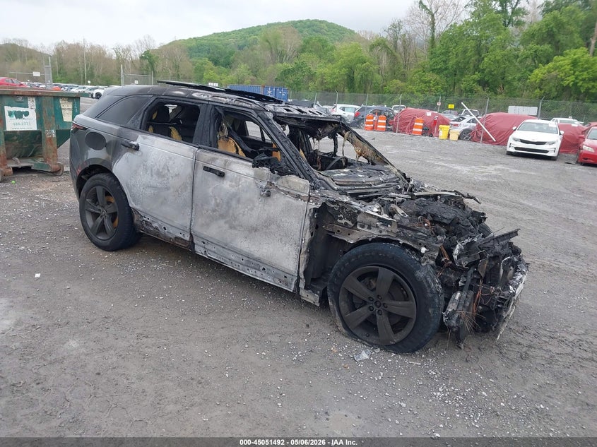 2019 Land rover Range rover velar VIN SALYB2EXXKA220735 IAAI salvage auction — TOTAL BURN, Non-Repairable (Virginia), sold $75 on 2026-07-21 (photo 1)
