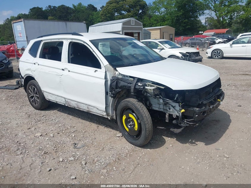 2020 Volkswagen Tiguan VIN 3VV3B7AX9LM063211 IAAI salvage auction — FRONT & REAR, Salvage (Georgia), sold $4,150 on 2026-08-03 (photo 1)