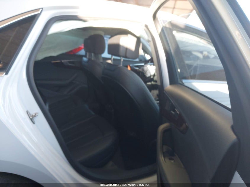 2019 Audi A4 VIN WAUHMAF44KA033570 IAAI salvage auction — RIGHT FRONT, Certificate Of Destruction (Florida), sold $800 on 2026-07-28 (photo 8)