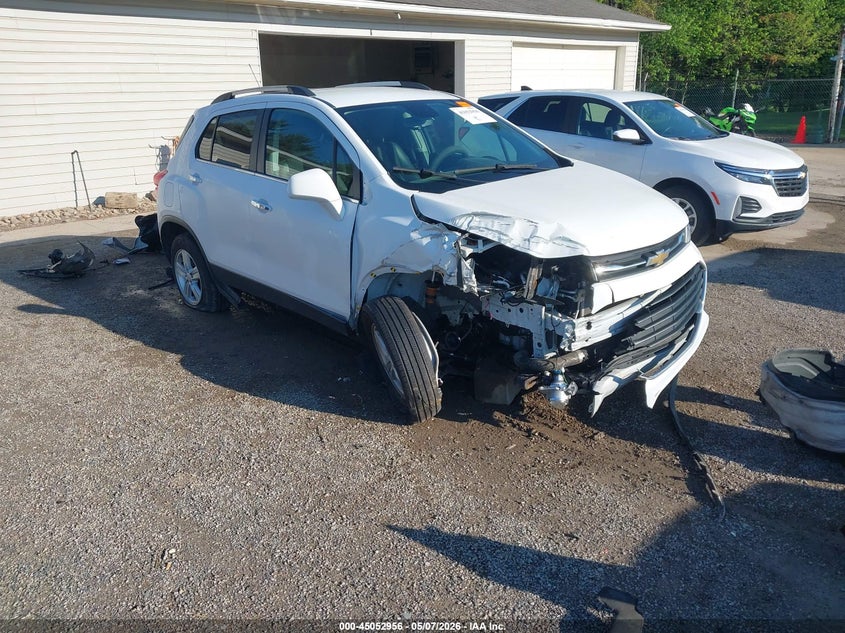 2017 Chevrolet Trax VIN KL7CJLSBXHB114966 IAAI salvage auction — RIGHT FRONT, Salvage Title, sold $325 on 2026-07-27 (photo 1)
