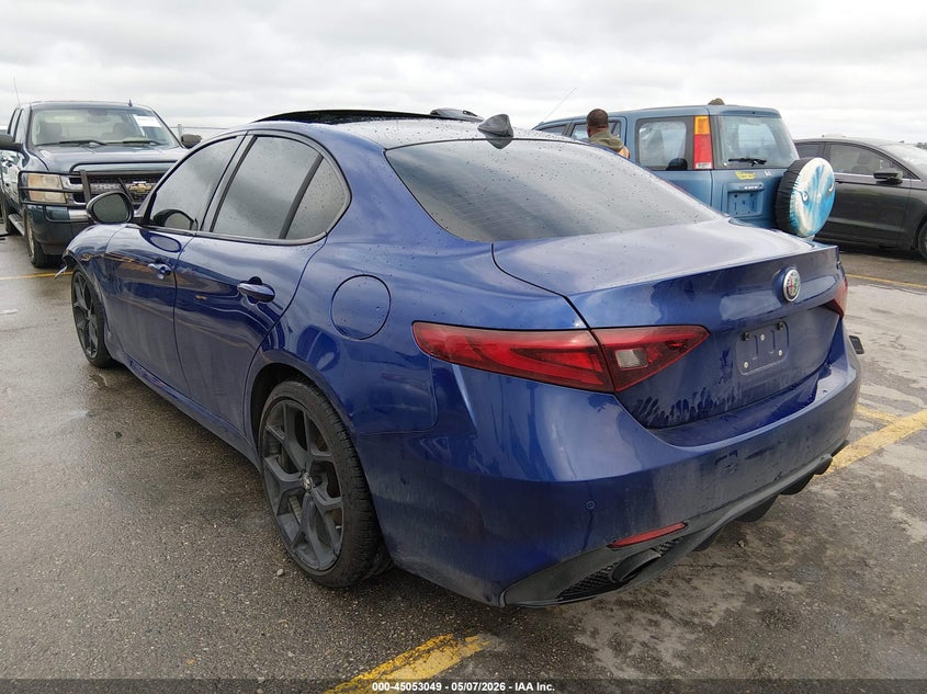 2020 Alfa romeo Giulia VIN ZARFAMAN2L7630404 IAAI salvage auction — LEFT FRONT, Salvage Title, sold $1,300 on 2026-08-19 (photo 3)