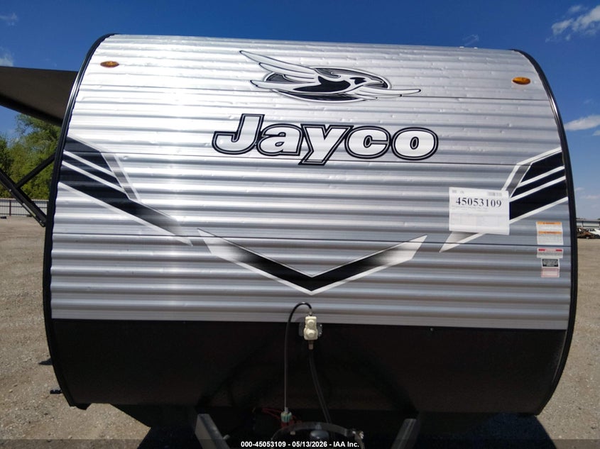 2025 Jayco Jayfl184bh VIN 1UJBC0AK3S1YC0176 IAAI salvage auction — HAIL, Regular Certificate (Iowa), sold $6,550 on 2026-07-08 (photo 6)