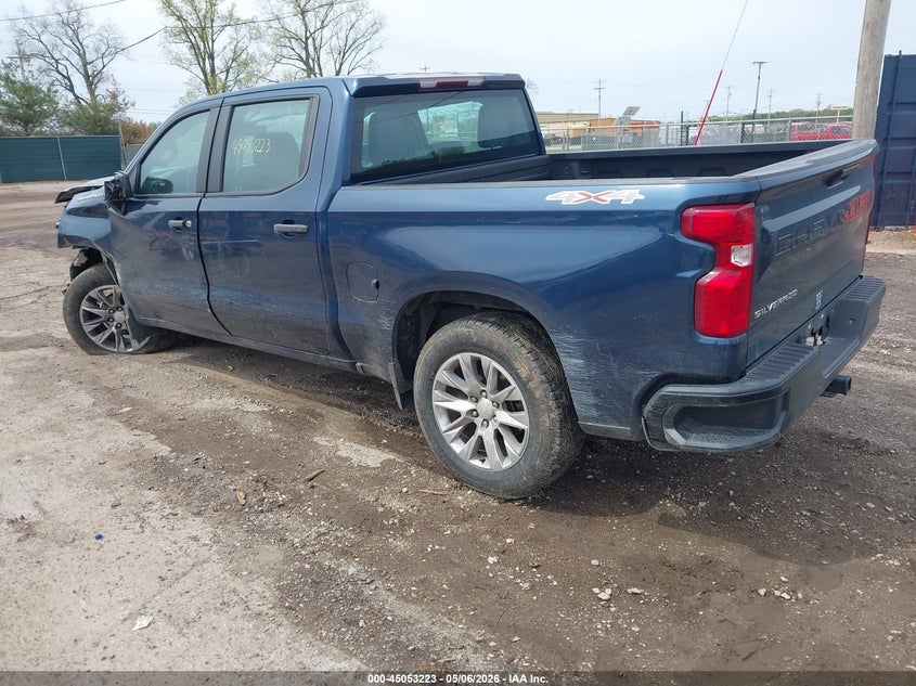 2022 Chevrolet Silverado VIN 3GCUDAED2NG569961 IAAI salvage auction — FRONT END, Salvage (Indiana), sold $5,600 on 2026-07-18 (photo 3)