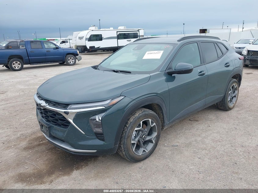 2025 Chevrolet Trax VIN KL77LHEP7SC040360 IAAI salvage auction — HAIL, Salvage Title, sold $11,300 on 2026-08-26 (photo 2)