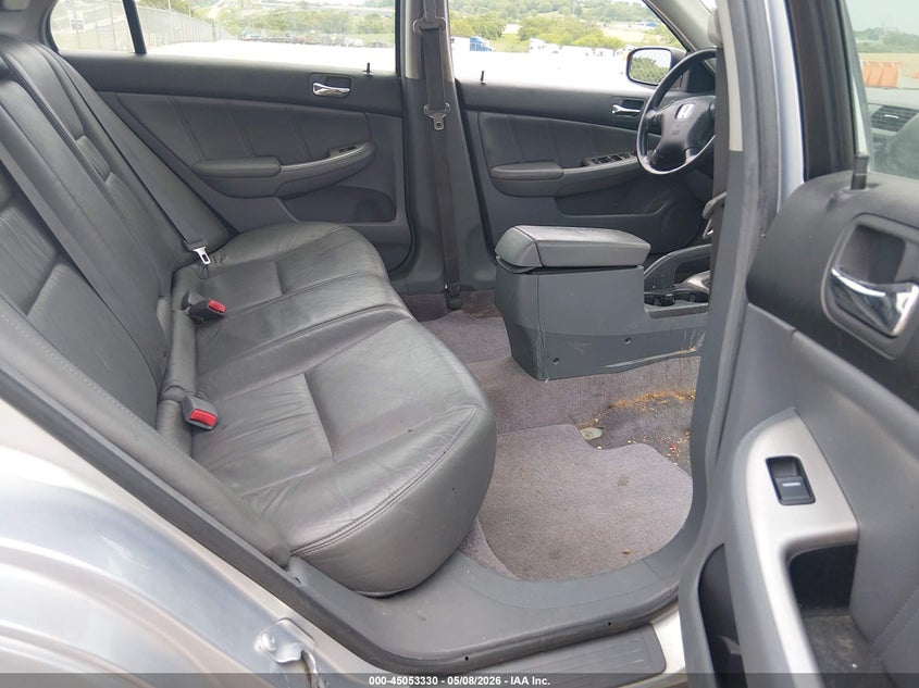2005 Honda Accord VIN JHMCN36495C000951 IAAI salvage auction — NORMAL WEAR, Clear (Missouri), sold $75 on 2026-07-23 (photo 8)