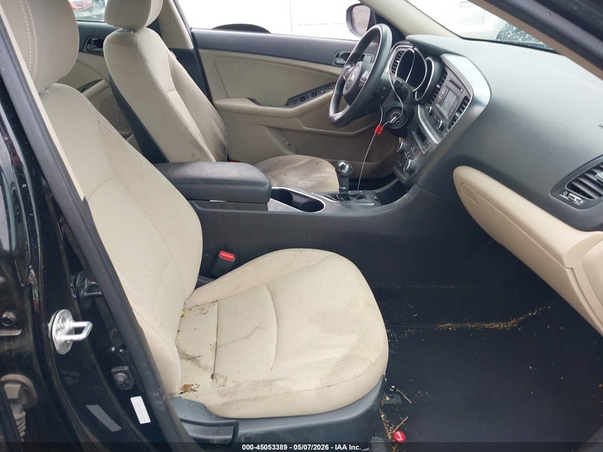 2015 Kia Optima VIN 5XXGM4A76FG480736 IAAI salvage auction — RIGHT SIDE, Salvage - Greater Than 75% (Maryland), sold $225 on 2026-07-27 (photo 5)