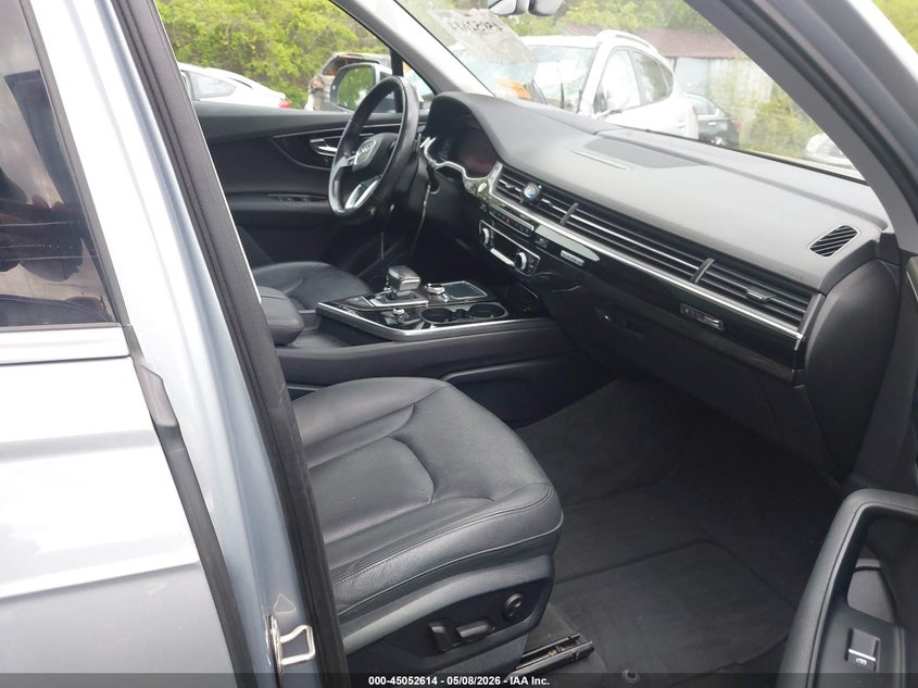 2017 Audi Q7 VIN WA1VAAF7XHD003578 IAAI salvage auction — RIGHT FRONT, Salvage (Ohio), sold $3,700 on 2026-07-14 (photo 5)
