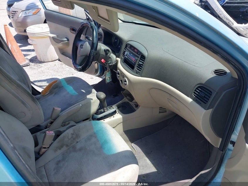 2009 Hyundai Accent VIN KMHCM46C69U288666 IAAI salvage auction — NORMAL WEAR, Clear (Florida), sold $25 on 2026-07-29 (photo 5)