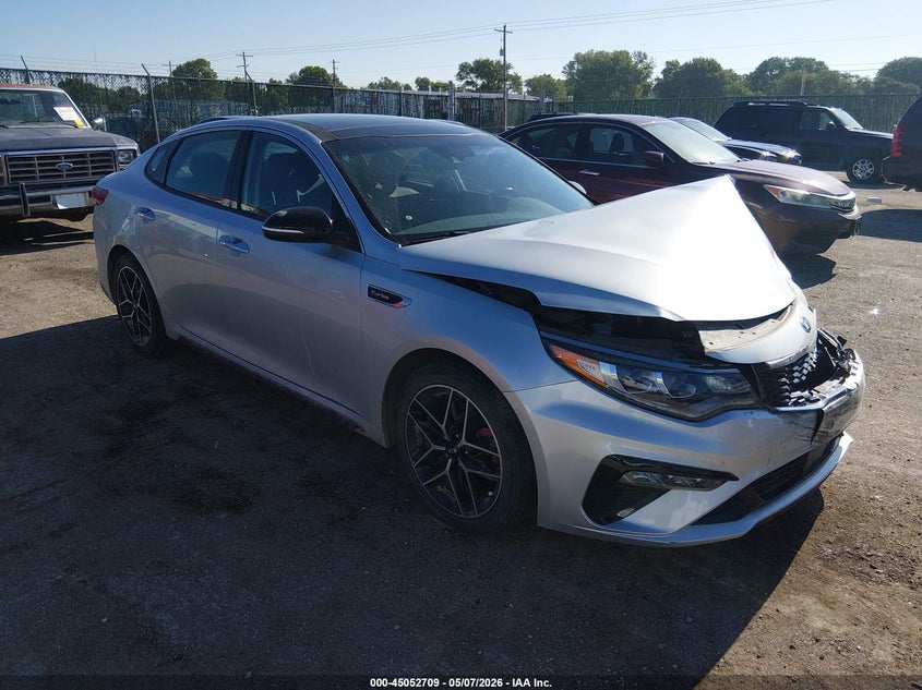2019 Kia Optima VIN 5XXGW4L20KG365765 IAAI salvage auction — FRONT END, Salvage (Kansas), sold $2,950 on 2026-07-31 (photo 1)