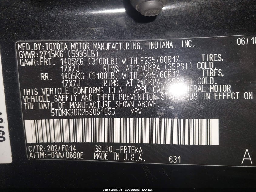 2011 Toyota Sienna VIN 5TDKK3DC2BS051055 IAAI salvage auction — NORMAL WEAR, Salvage (Texas), sold $1,375 on 2026-07-29 (photo 9)