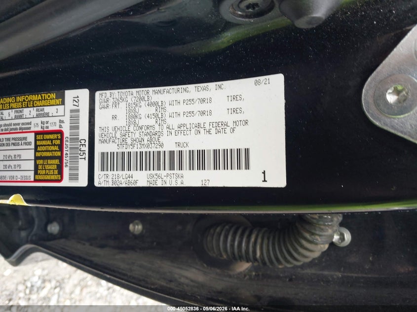 2021 Toyota Tundra VIN 5TFDY5F13MX037290 IAAI salvage auction — RIGHT FRONT, Salvage Title, sold $10,000 on 2026-08-23 (photo 9)