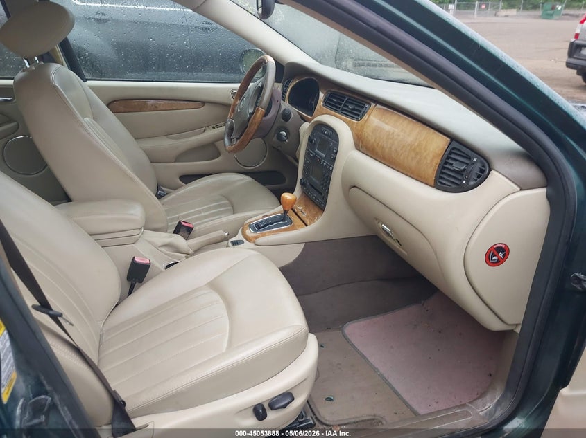 2004 Jaguar X type VIN SAJEA51C74WD67509 IAAI salvage auction — NORMAL WEAR, Salvage (Texas), sold $200 on 2026-07-29 (photo 5)