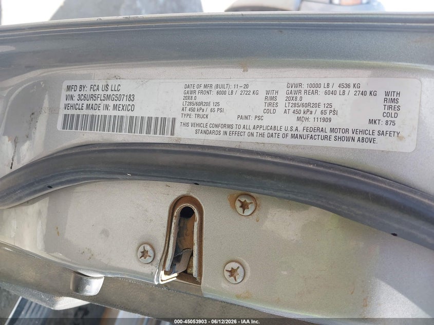 2021 Ram 2500 VIN 3C6UR5FL5MG507183 IAAI salvage auction — RIGHT FRONT, Clear (Oklahoma), sold $11,100 on 2026-07-31 (photo 9)