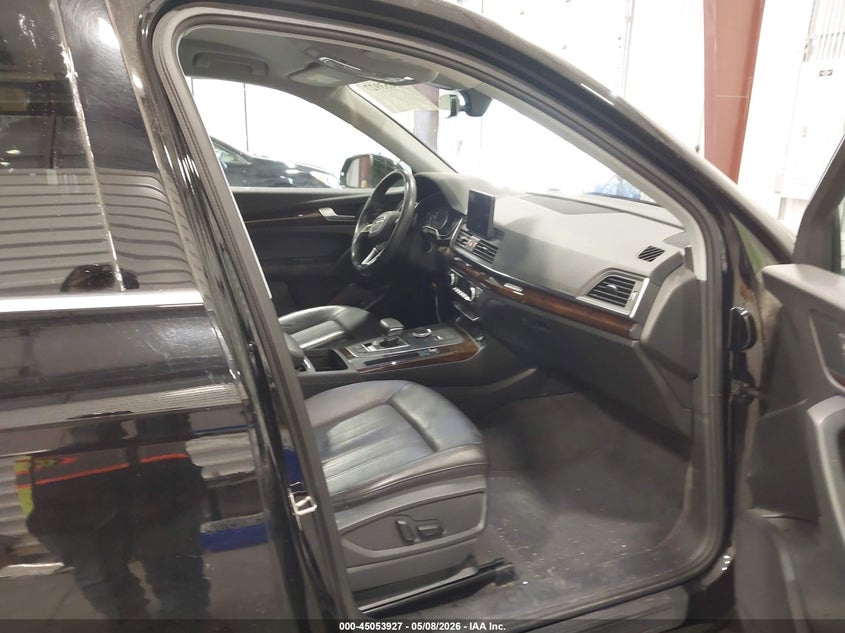 2019 Audi Q5 VIN WA1ANAFY7K2086983 IAAI salvage auction — REAR END, Salvage (Colorado), sold $8,575 on 2026-07-15 (photo 5)