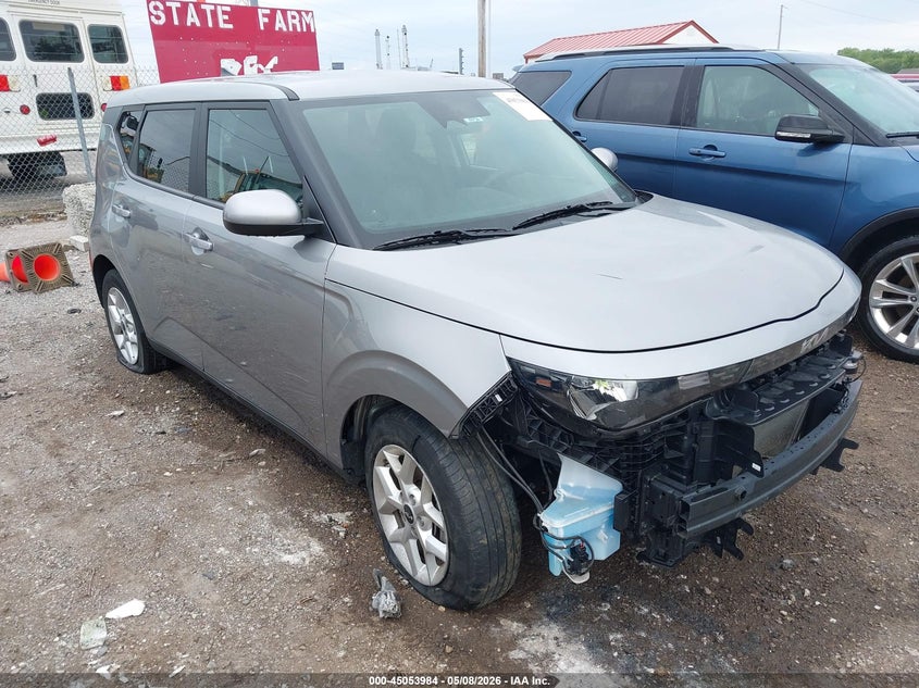 2023 Kia Soul VIN KNDJ23AU9P7886161 IAAI salvage auction — FRONT END, Salvage (Kentucky), sold $4,550 on 2026-07-24 (photo 1)