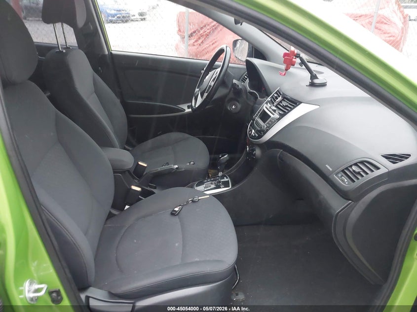 2014 Hyundai Accent VIN KMHCU5AE3EU182104 IAAI salvage auction — NORMAL WEAR, Salvage (Texas), sold $775 on 2026-07-30 (photo 5)