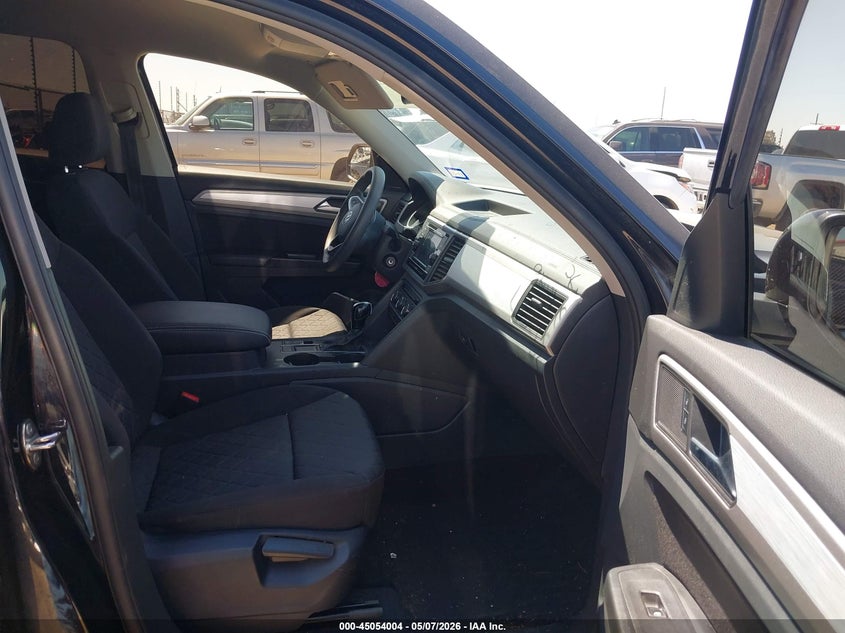 2021 Volkswagen Atlas VIN 1V2AP2CA7MC509165 IAAI salvage auction — SIDE, Salvage (Texas), sold $3,175 on 2026-07-19 (photo 5)