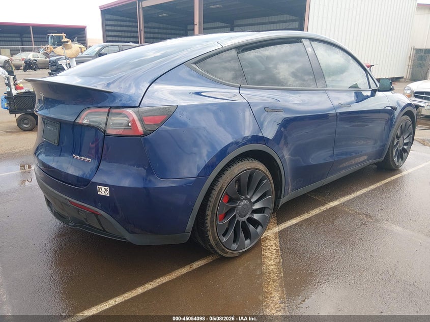 2022 Tesla Model y VIN 7SAYGDEF6NF392500 IAAI salvage auction — REAR END, Clear (Hawaii), sold $1,550 on 2026-07-28 (photo 4)