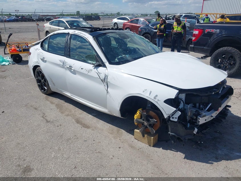 2020 Alfa romeo Giulia VIN ZARFANBN4L7629551 IAAI salvage auction — ALL OVER, Salvage (Illinois), sold $450 on 2026-07-07 (photo 1)