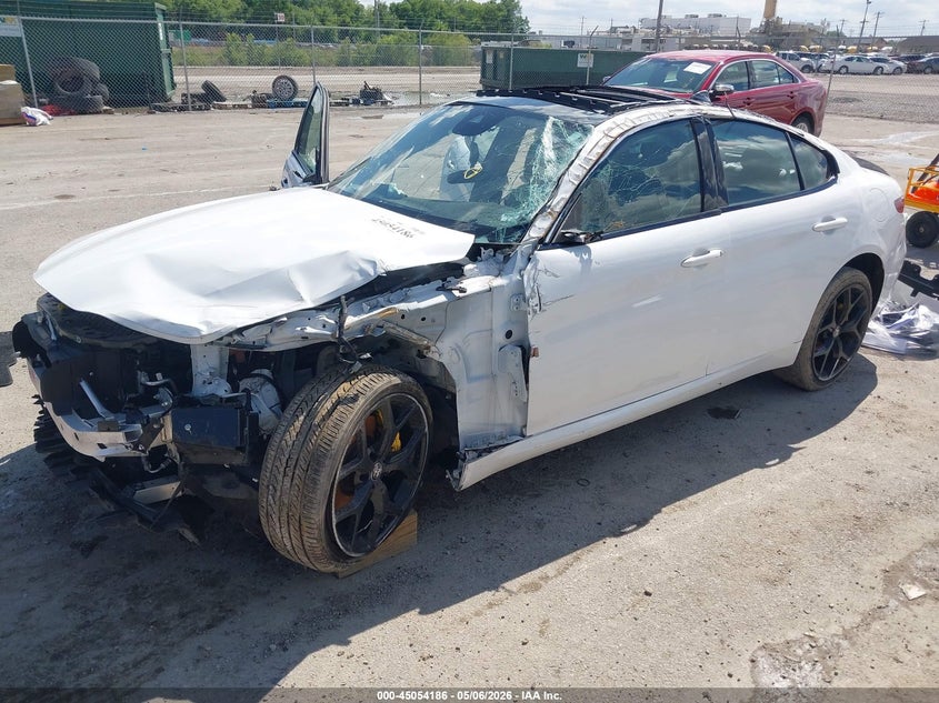 2020 Alfa romeo Giulia VIN ZARFANBN4L7629551 IAAI salvage auction — ALL OVER, Salvage (Illinois), sold $450 on 2026-07-07 (photo 2)