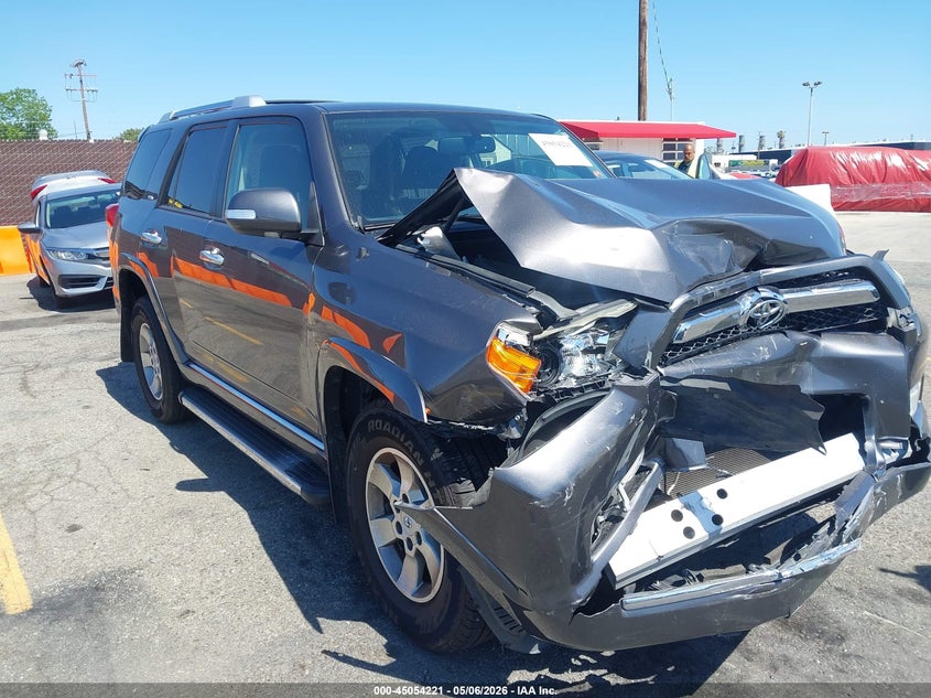 2013 Toyota 4runner VIN JTEZU5JR7D5055314 IAAI salvage auction — FRONT & REAR, Salvage (California), sold $6,175 on 2026-07-06 (photo 1)