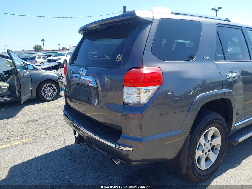 2013 Toyota 4runner VIN JTEZU5JR7D5055314 IAAI salvage auction — FRONT & REAR, Salvage (California), sold $6,175 on 2026-07-06 (photo 4)