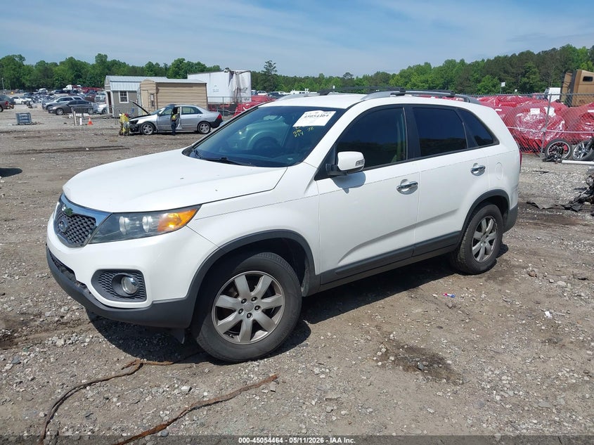 2013 Kia Sorento VIN 5XYKT3A65DG338076 IAAI salvage auction — FRONT & REAR, Salvage (Georgia), sold $1,000 on 2026-07-10 (photo 2)