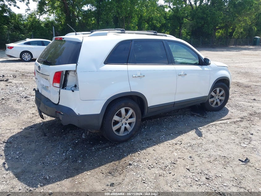 2013 Kia Sorento VIN 5XYKT3A65DG338076 IAAI salvage auction — FRONT & REAR, Salvage (Georgia), sold $1,000 on 2026-07-10 (photo 4)
