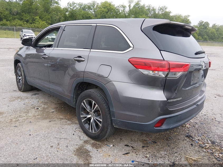 2019 Toyota Highlander VIN 5TDZZRFH5KS301815 IAAI salvage auction — FRONT END, Salvage (Mississippi), sold $3,400 on 2026-07-14 (photo 3)