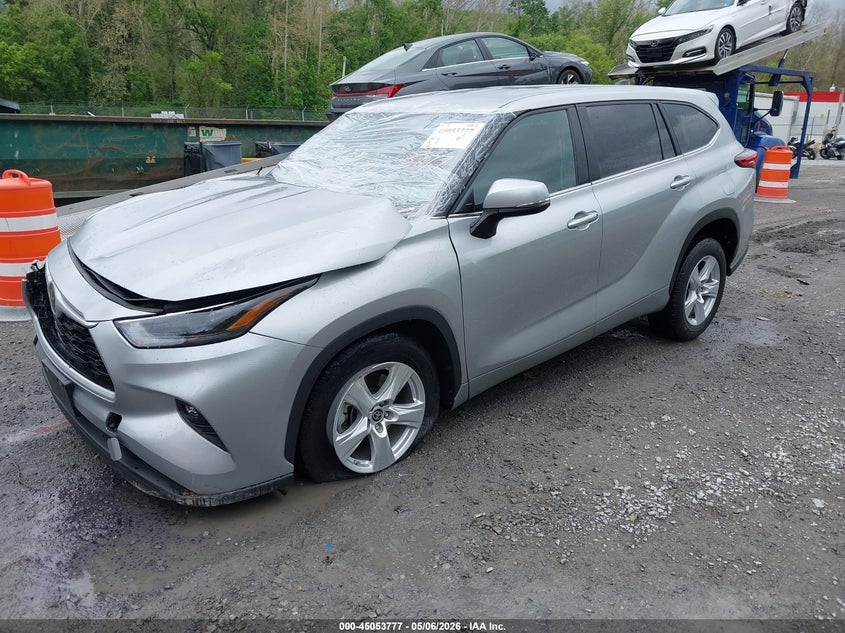 2023 Toyota Highlander VIN 5TDKDRAH2PS026502 IAAI salvage auction — RIGHT FRONT, Salvage (Virginia), sold $10,950 on 2026-07-28 (photo 2)