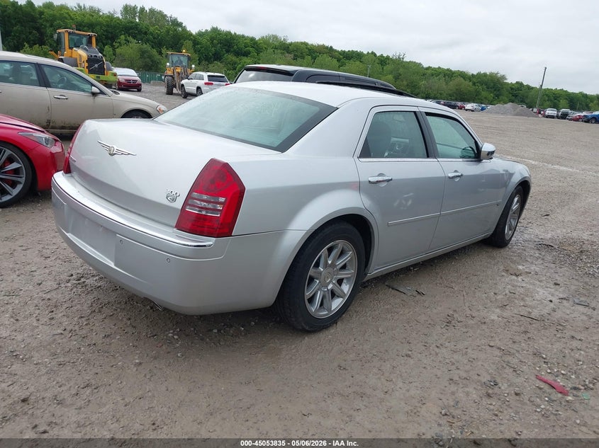 2005 Chrysler 300c VIN 2C3AA63H95H532795 IAAI salvage auction — NORMAL WEAR, Original (Ohio), sold $550 on 2026-07-08 (photo 4)