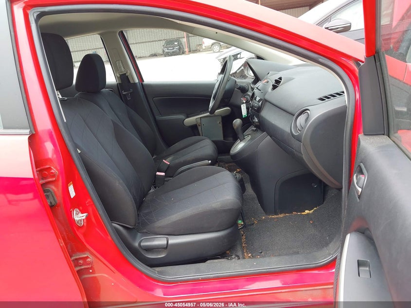 2011 Mazda 2 VIN JM1DE1HY8B0104029 IAAI salvage auction — LEFT FRONT, Original (Texas), sold $3,000 on 2026-07-07 (photo 5)