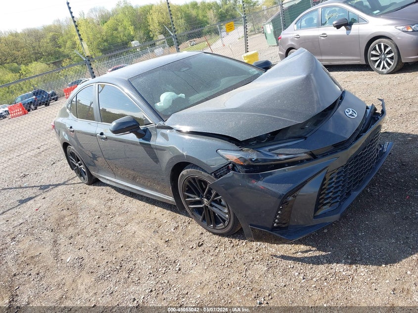 2025 Toyota Camry VIN 4T1DBADK3SU504448 — IAAI salvage auction photo