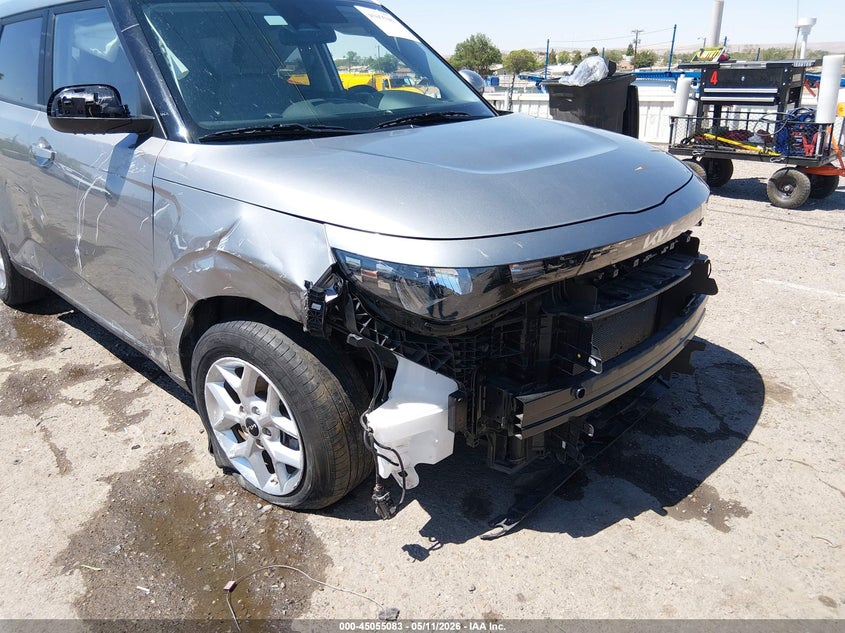 2023 Kia Soul VIN KNDJ23AU5P7188081 IAAI salvage auction — RIGHT FRONT, Salvage (New Mexico), sold $2,950 on 2026-07-20 (photo 6)