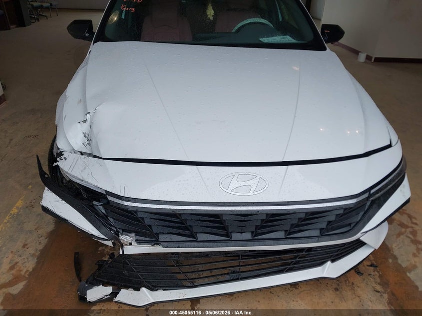 2025 Hyundai Elantra VIN KMHLM4DG0SU981521 IAAI salvage auction — SIDE, Salvage (North Carolina), sold $5,900 on 2026-07-10 (photo 6)