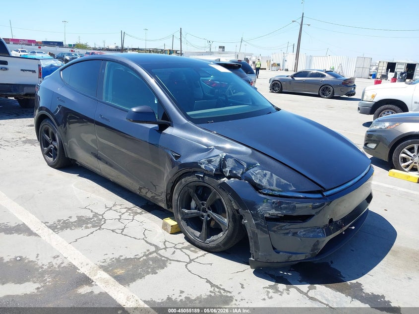 2026 Tesla Model y VIN 7SAYGDEE1TF343998 IAAI salvage auction — RIGHT SIDE, Salvage (California), sold $22,600 on 2026-07-08 (photo 1)