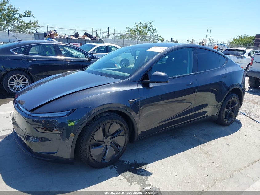 2026 Tesla Model y VIN 7SAYGDEE1TF343998 IAAI salvage auction — RIGHT SIDE, Salvage (California), sold $22,600 on 2026-07-08 (photo 2)