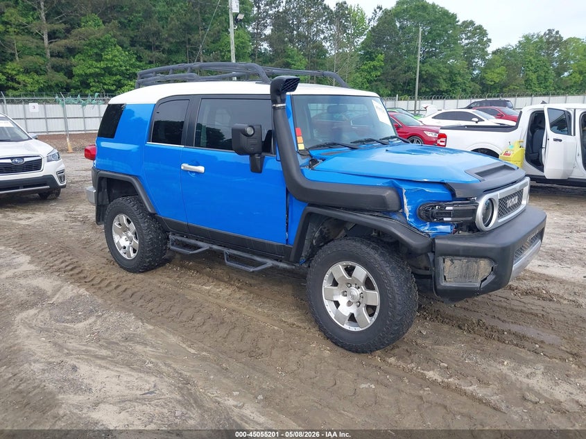 2008 Toyota Fj cruiser VIN JTEBU11F88K045804 IAAI salvage auction — RIGHT FRONT, Salvage (Georgia), sold $2,850 on 2026-07-23 (photo 1)