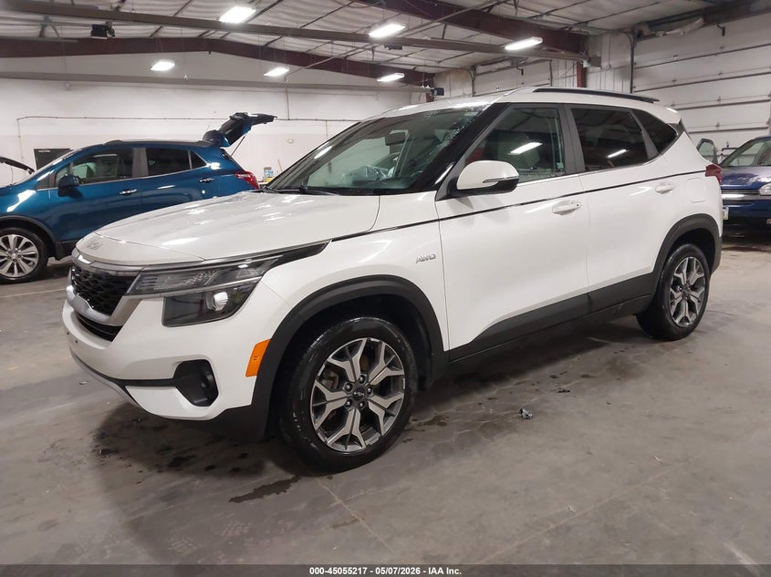2022 Kia Seltos VIN KNDERCAA2N7274822 IAAI salvage auction — HAIL, Salvage (Iowa), sold $7,275 on 2026-07-28 (photo 2)