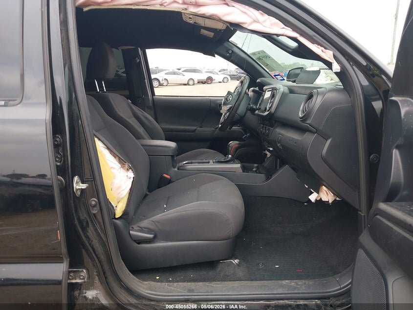 2018 Toyota Tacoma VIN 5TFAZ5CN8JX066352 IAAI salvage auction — FRONT & REAR, Salvage (Texas), sold $4,100 on 2026-07-15 (photo 5)