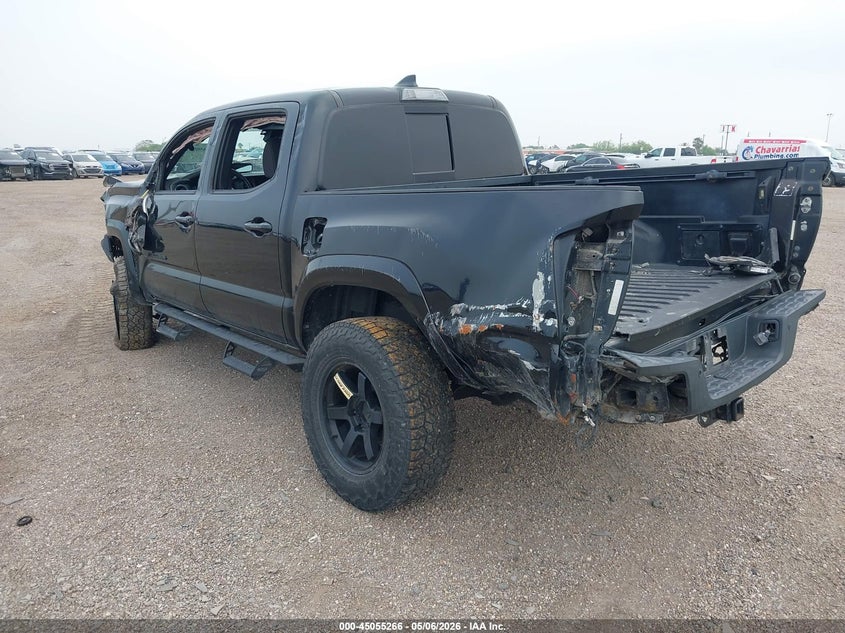 2018 Toyota Tacoma VIN 5TFAZ5CN8JX066352 IAAI salvage auction — FRONT & REAR, Salvage (Texas), sold $4,100 on 2026-07-15 (photo 3)