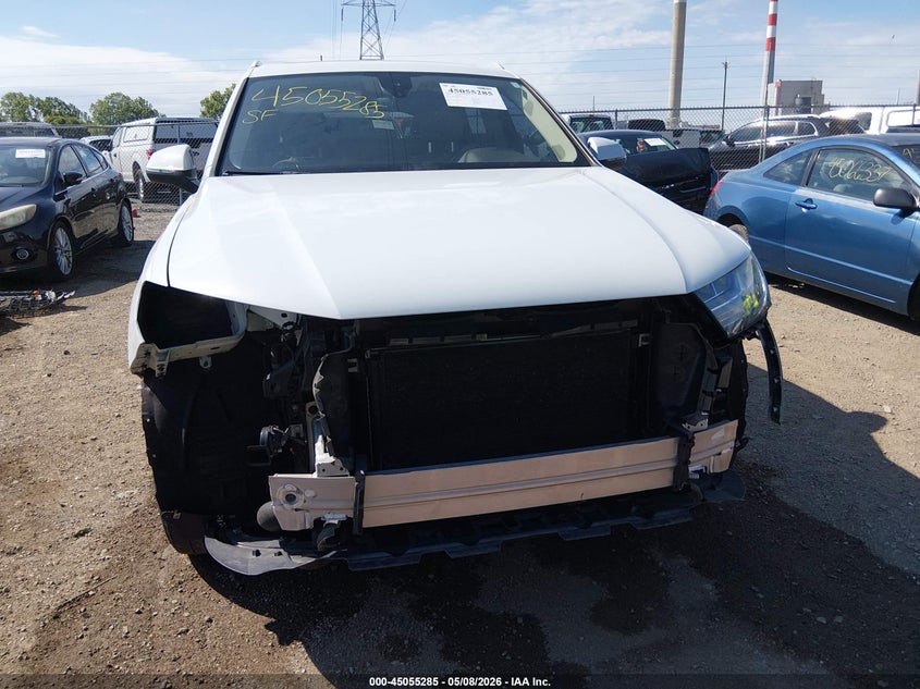 2019 Audi Q7 VIN WA1LHAF74KD027093 IAAI salvage auction — FRONT END, Clear (Indiana), sold $9,500 on 2026-07-18 (photo 6)