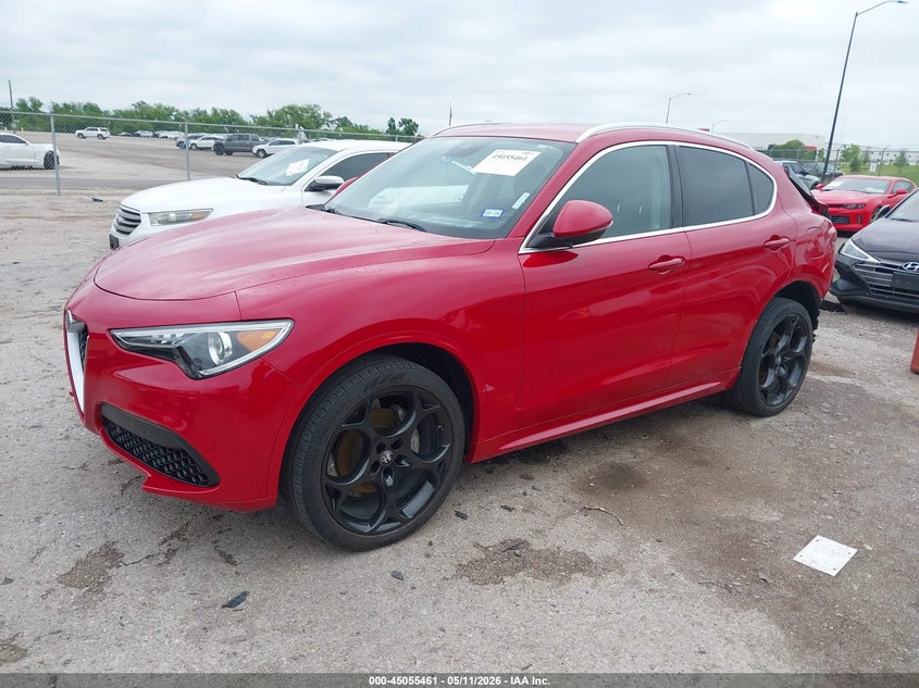 2020 Alfa romeo Stelvio VIN ZASPAKBN7L7C92331 IAAI salvage auction — REAR END, Salvage (Texas), sold $6,600 on 2026-08-11 (photo 2)