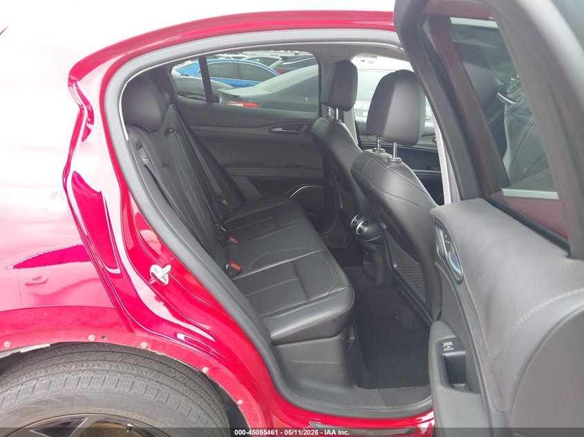2020 Alfa romeo Stelvio VIN ZASPAKBN7L7C92331 IAAI salvage auction — REAR END, Salvage (Texas), sold $6,600 on 2026-08-11 (photo 8)