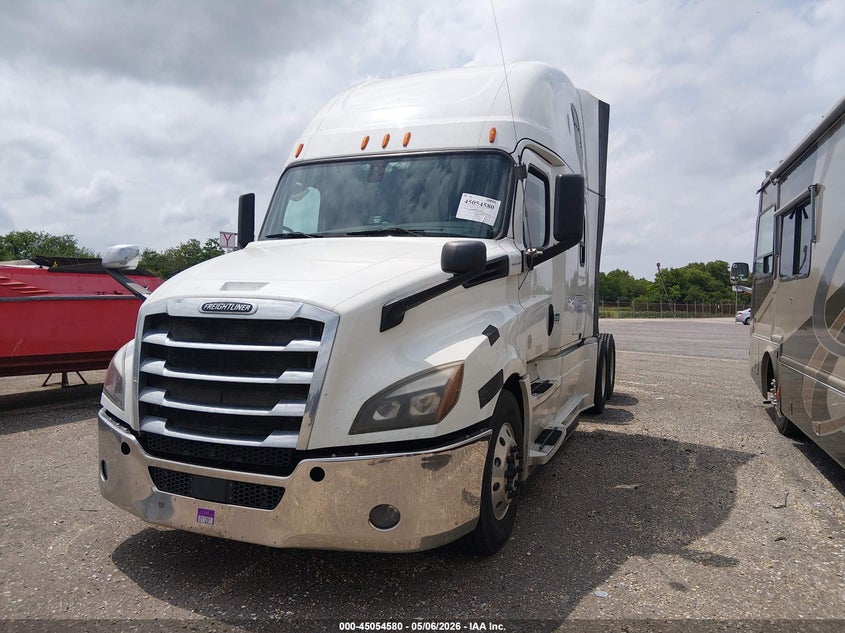 2019 Freightliner New cascadia 126 VIN 3AKJHHDRXKSKP0291 IAAI salvage auction — UNKNOWN, Clear (Louisiana), sold $25 on 2026-08-01 (photo 2)