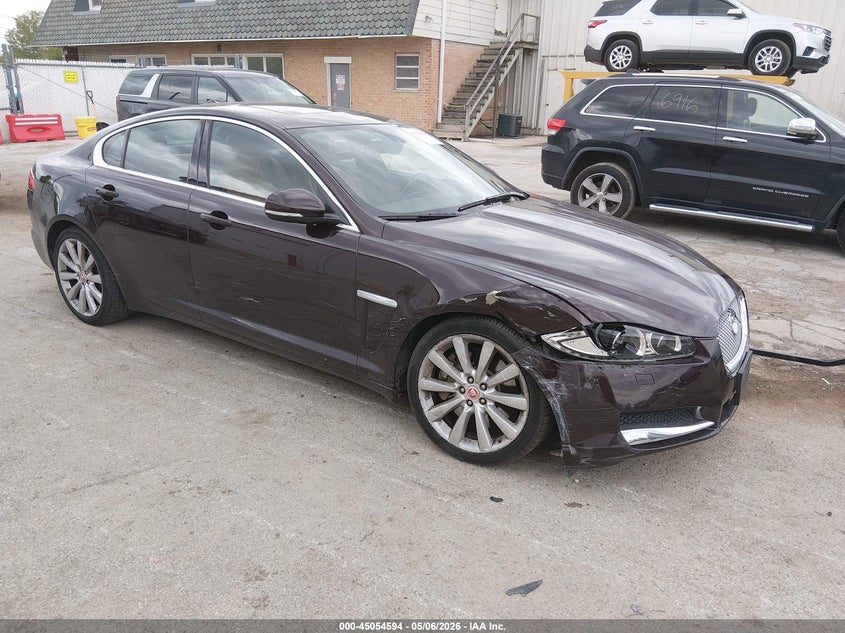 2014 Jaguar Xf VIN SAJWJ0EF7E8U10874 IAAI salvage auction — LEFT FRONT, Salvage (Illinois), sold $1,850 on 2026-07-14 (photo 1)