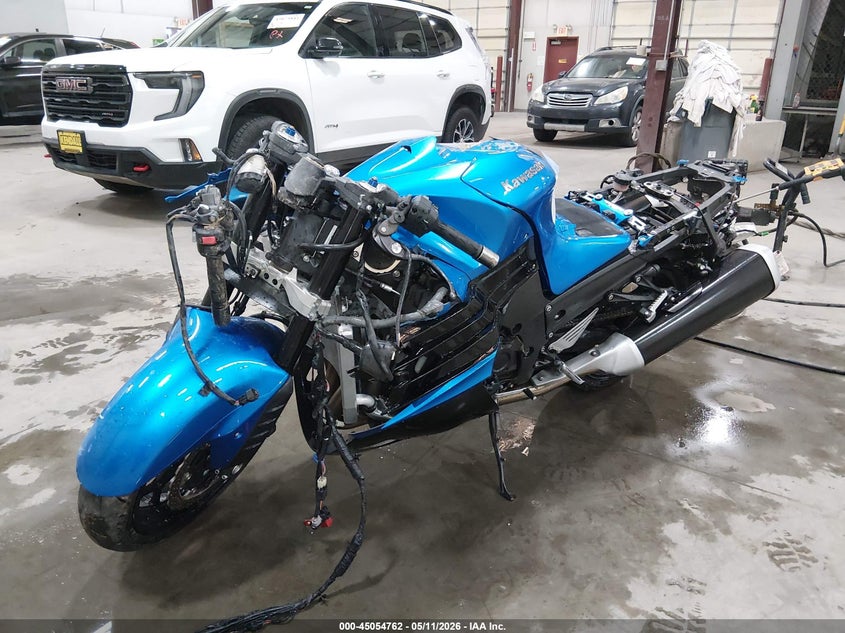 2012 Kawasaki Zx VIN JKBZXNE13CA003528 IAAI salvage auction — ROLLOVER, Salvage (Idaho), sold $825 on 2026-07-24 (photo 2)