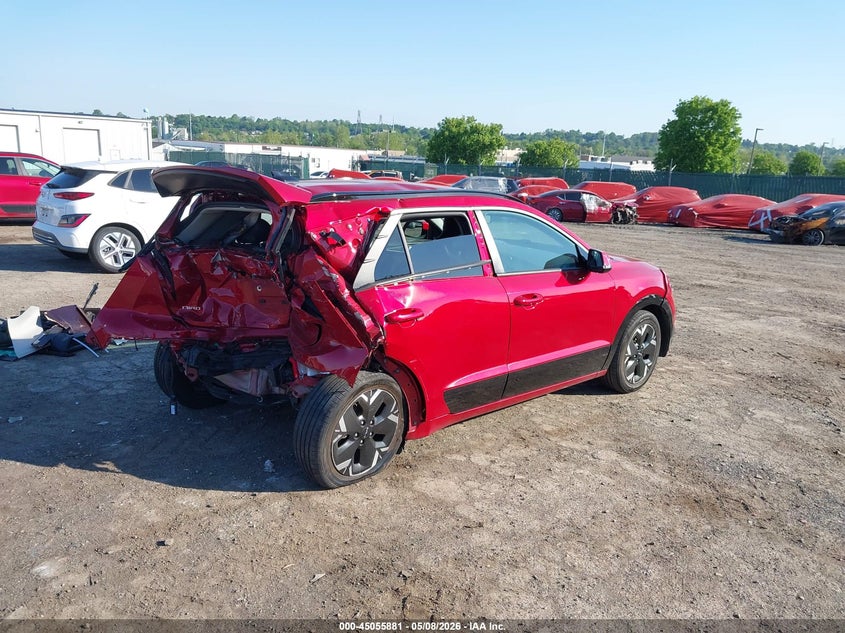 2023 Kia Niro VIN KNDCR3L10P5050645 IAAI salvage auction — REAR END, Certificate Of Destruction (Florida), sold $3,650 on 2026-07-10 (photo 4)